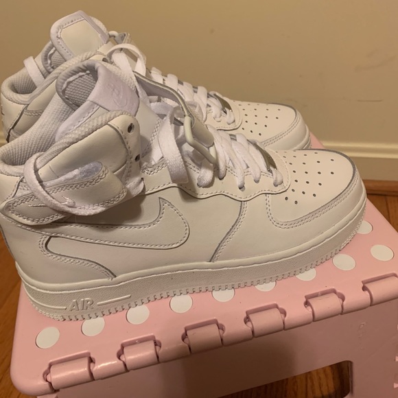 Air Force 1 sneakers - Picture 3 of 6